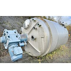 29.000 liter heat-/ coolable pressure tank with blade agitator, Aisi 316