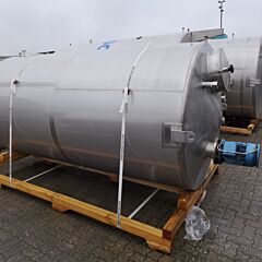 6000 Liter Rührwerksbehälter aus V2A mit Propellerrührwerk