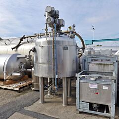 1500 liter heat-/coolable pressure vessel, Aisi 316 with coaxial agitator