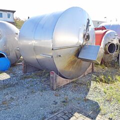 14000 liter insulated agitator tank, Aisi 304 with blades agitator