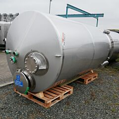 7800 Liter tank, Aisi 304 with agitator flange