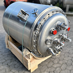 Unused 500 liter heat-/ coolable pressure tank, Aisi 316