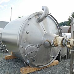 10000 Liter heiz-/kühlbarer Rührwerksbehälter aus V2A mit Propellerrührwerk